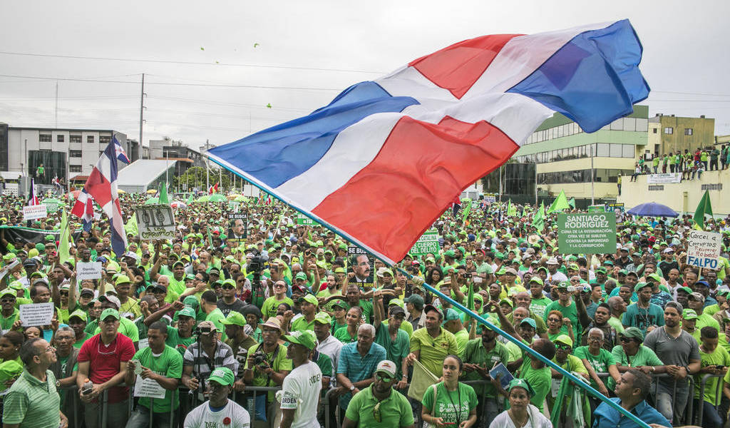 Miles de dominicanos exigen cárcel por sobornos de Odebrecht