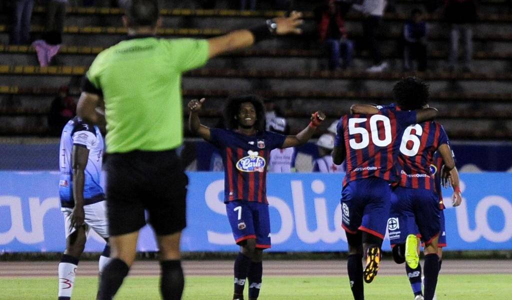 Deportivo Quito le hace una finta a la pérdida de la categoría