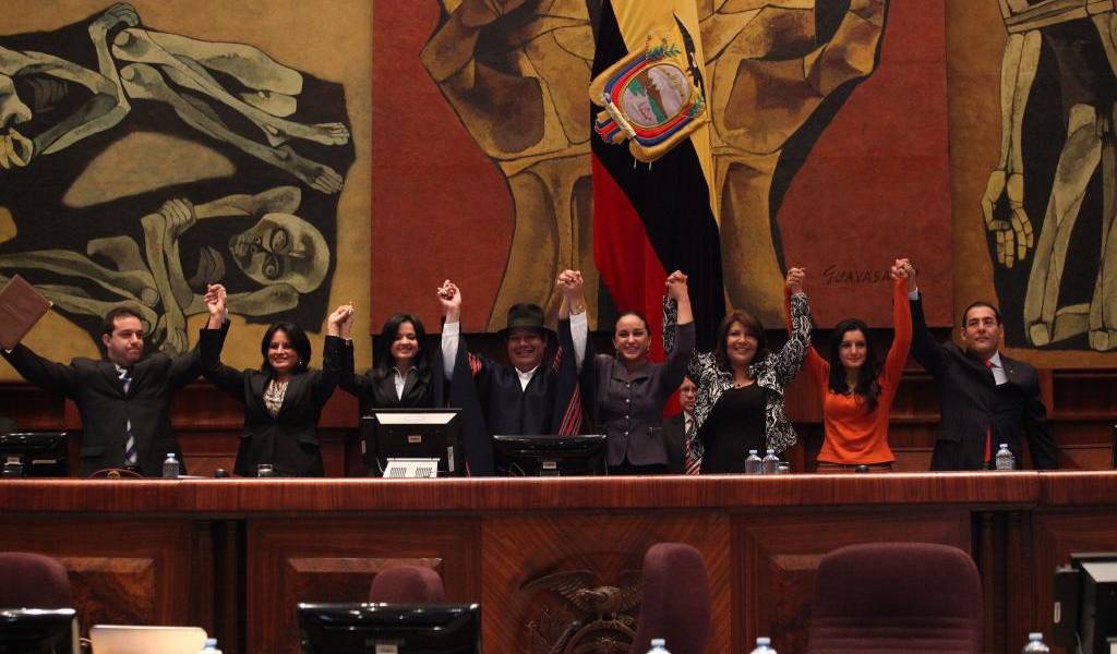 Once jefes de Estado confirman participación en investidura de Rafael Correa