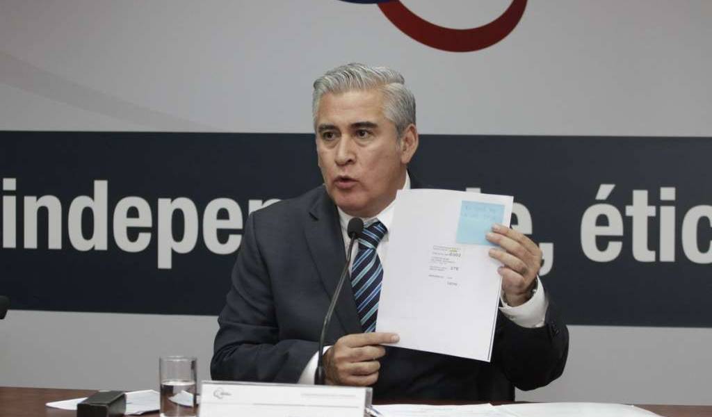 Juan Vizueta pide licencia tras anuncio de investigación