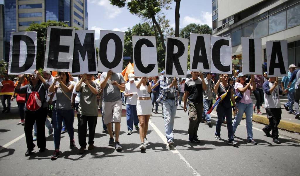 Colombia y Estados Unidos se alían para aumentar presión a Venezuela