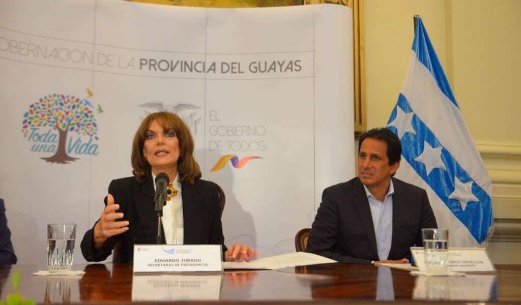 Juana Vallejo asume la Gobernación del Guayas
