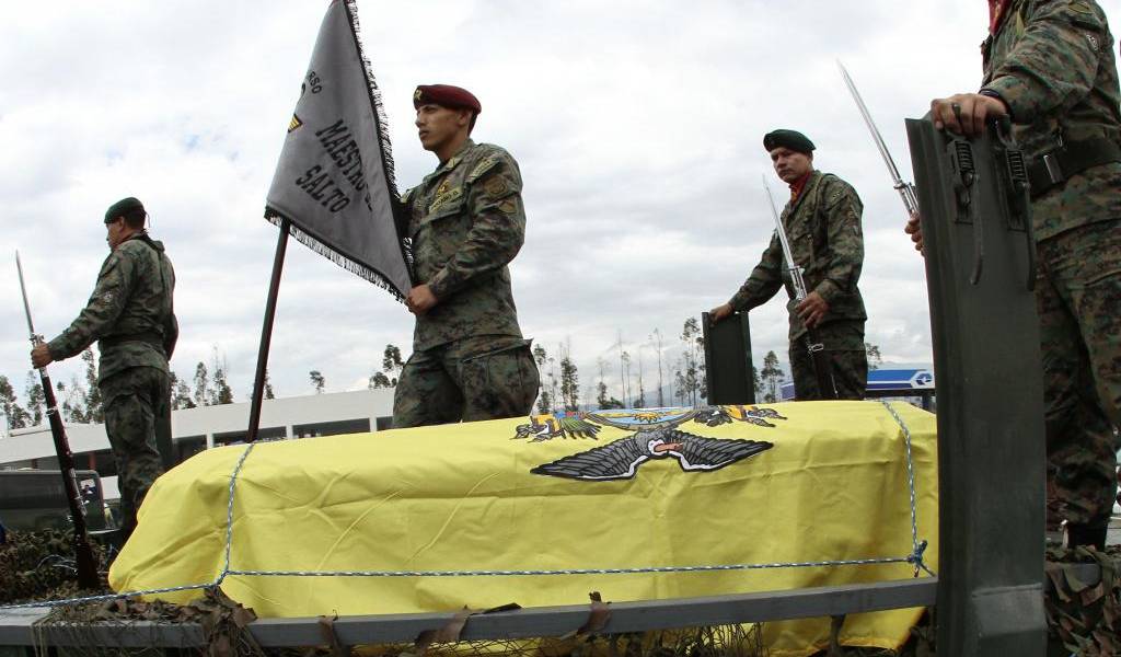 17 cuerpos de militares fallecidos en Pastaza llegaron a Parcayacu