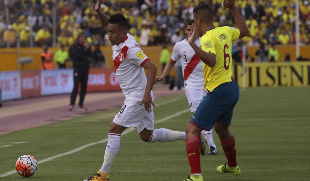 Ya se juega en el Atahualpa el cotejo entre Ecuador y Perú por las eliminatorias