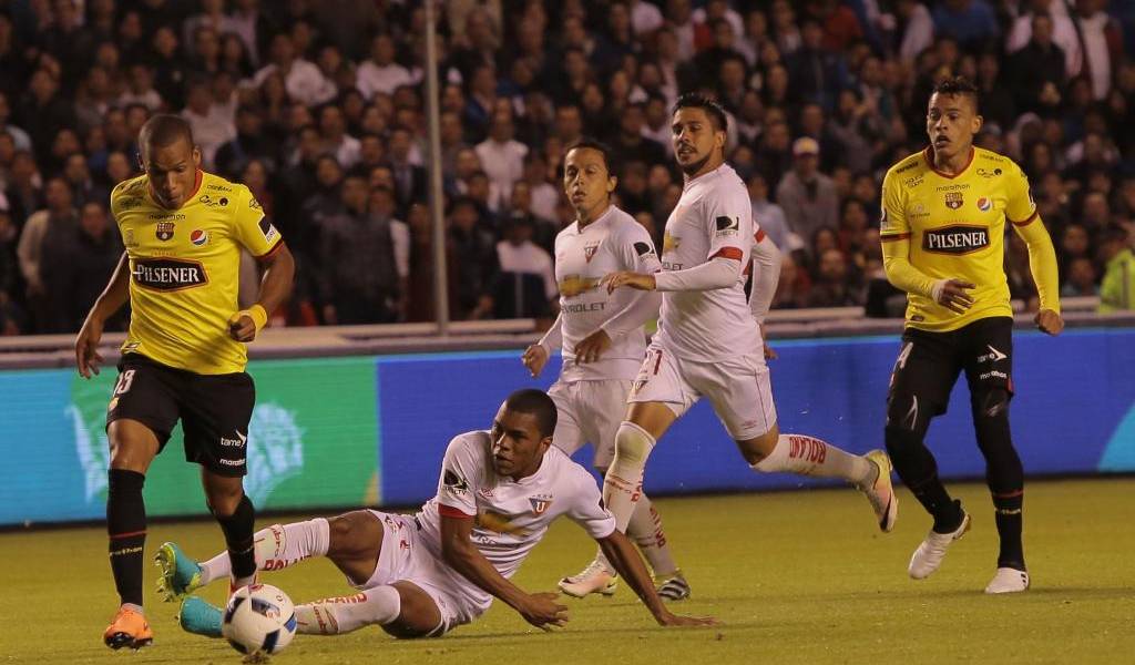 Barcelona no pudo romper el invicto de Liga de Quito en Casa Blanca