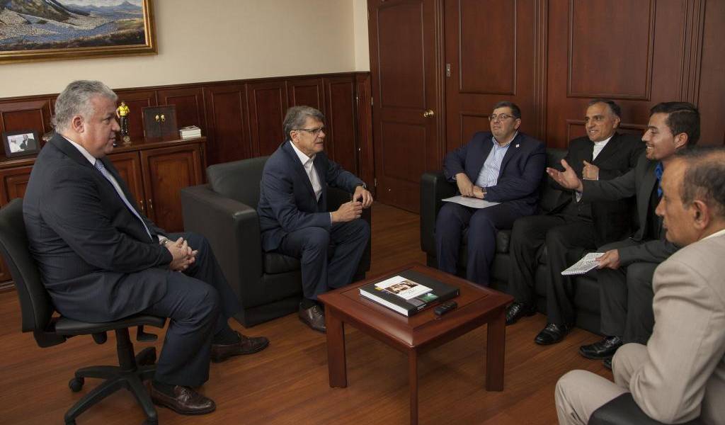Ecuador e Irán analizan el aumento de su cooperación bilateral