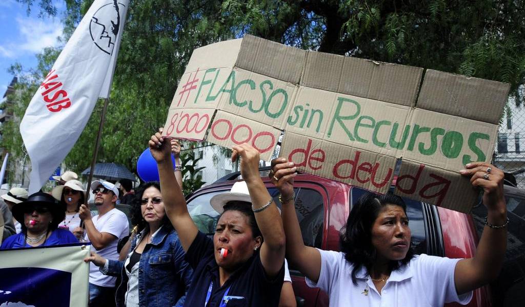 Universidades reclaman recursos al Gobierno; Senescyt se pronuncia