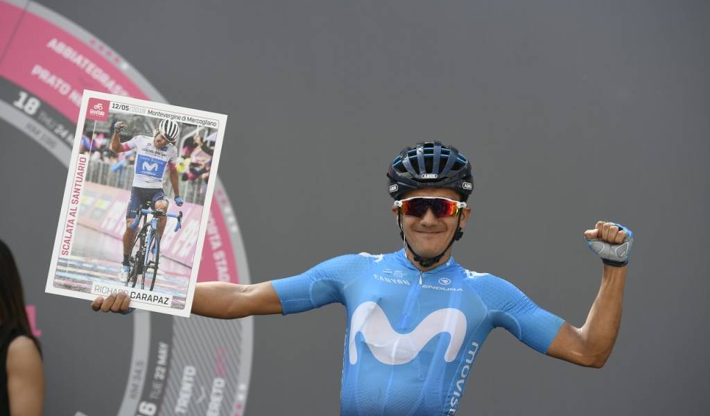 Carapaz mantiene el noveno puesto en el Giro de Italia