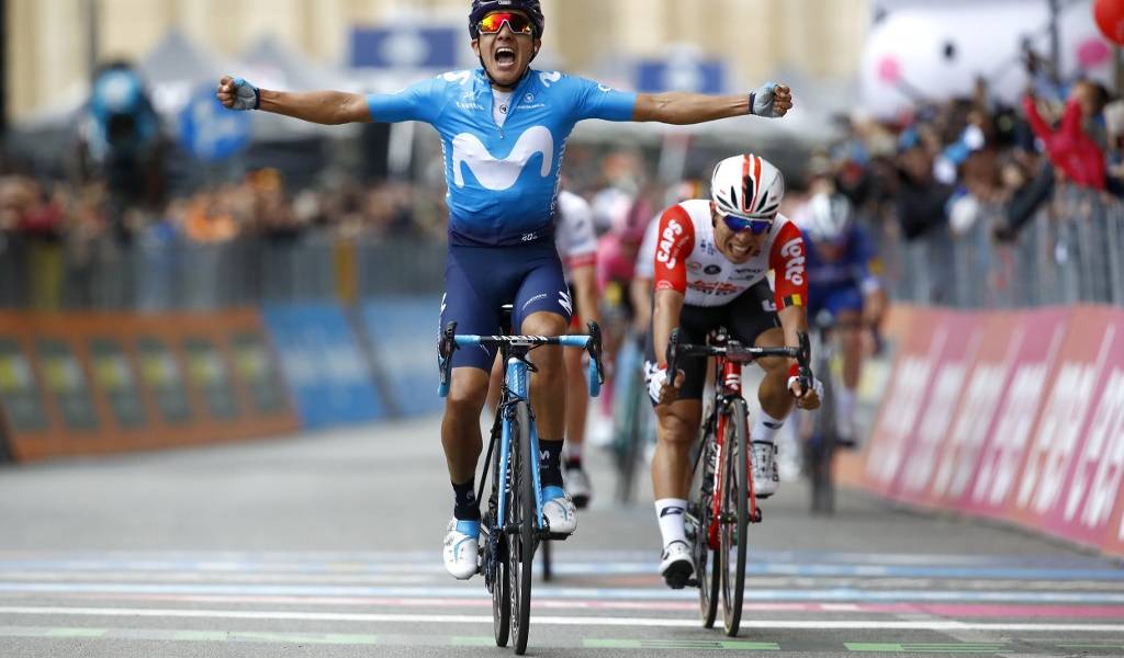 Richard Carapaz gana cuarta etapa del Giro de Italia