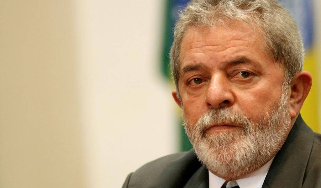 Policía sospecha que Lula recibió 2,5 millones de dólares en sobornos