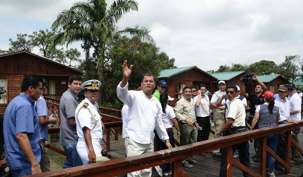Correa resaltó ecoturismo de Santay en inauguración de puente