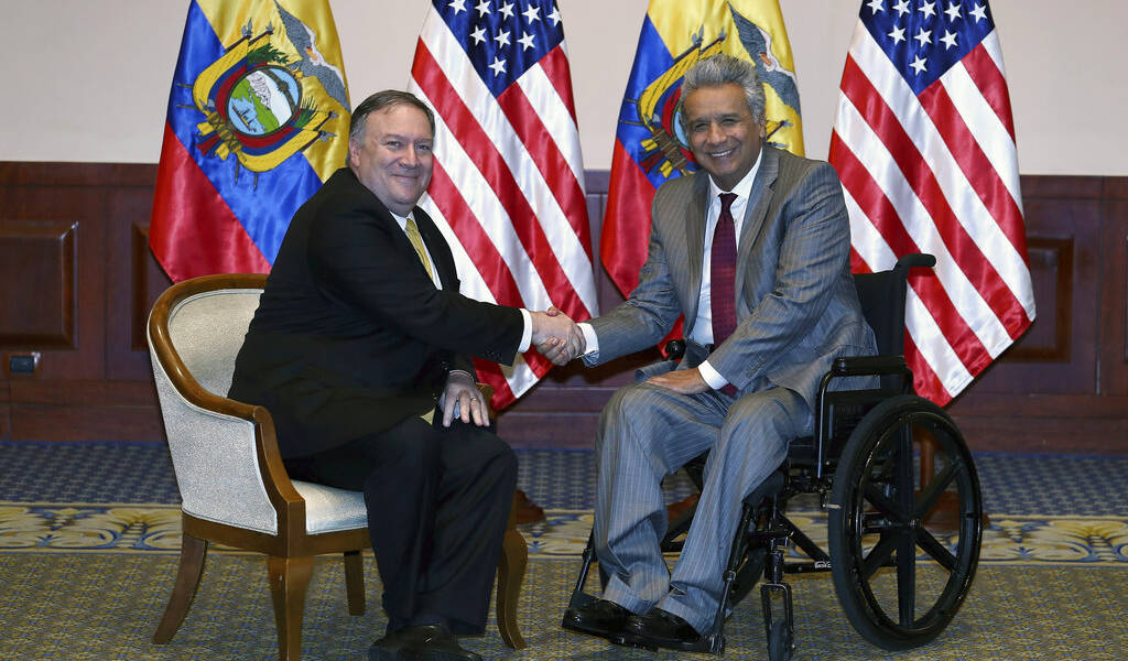 Presidente Moreno trata con Pompeo tema Assange y narcotráfico