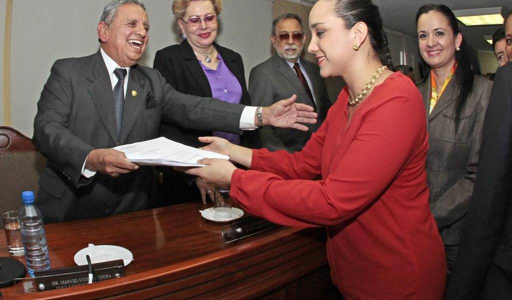 Rivadeneira entregó documento con 17 enmiendas a Corte Constitucional