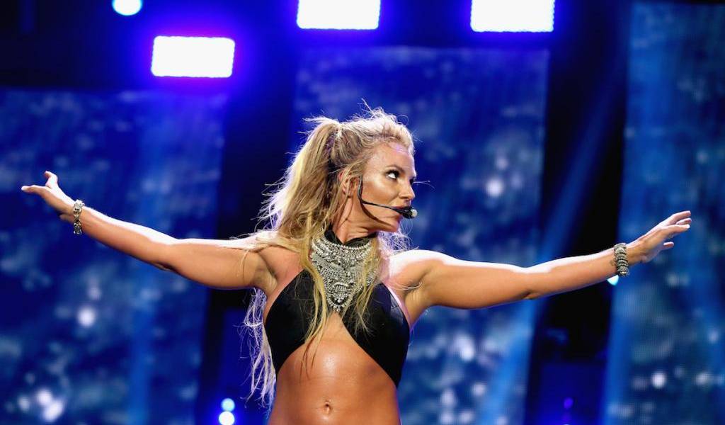 Britney Spears sorprende a las redes sociales con audaz desnudo a sus 35 años