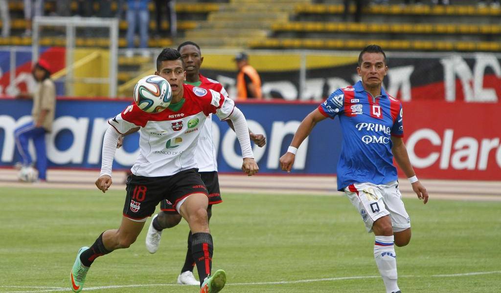 Liga de Loja remontó al Deportivo Quito y le ganó en su cancha 2-3