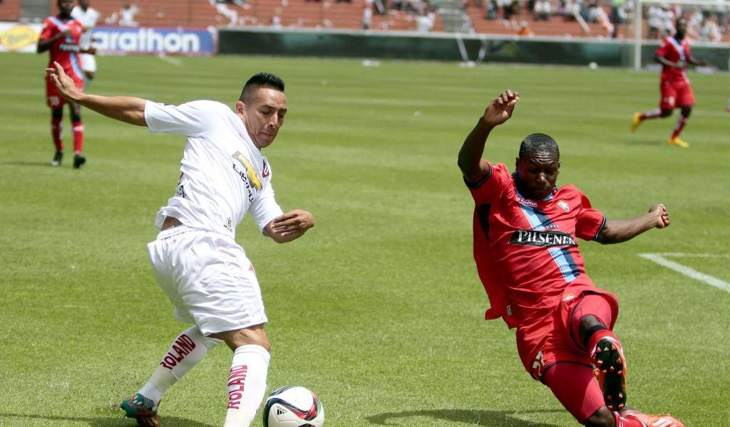 Liga de Quito ganó en casa 1-0 a El Nacional