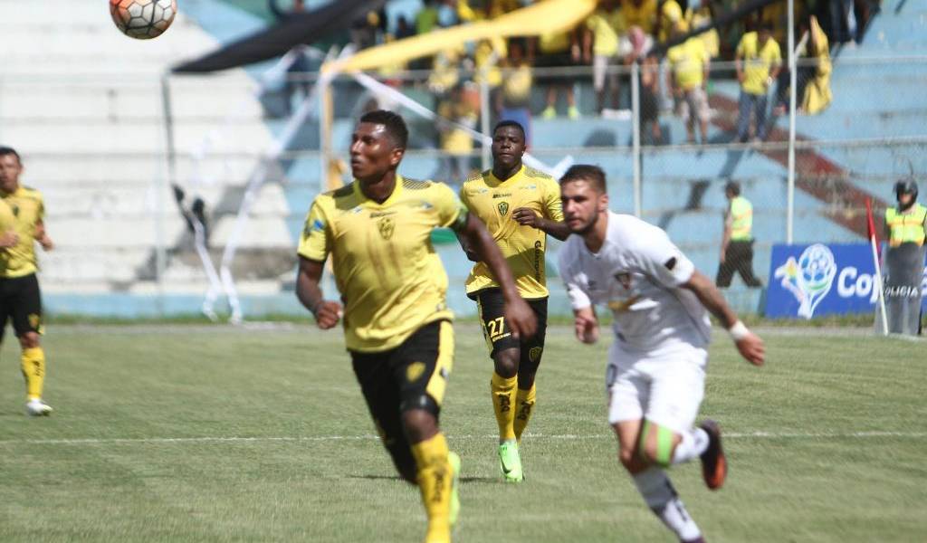 Liga de Quito empata con Fuerza Amarilla y sigue en la parte baja de la tabla de posiciones