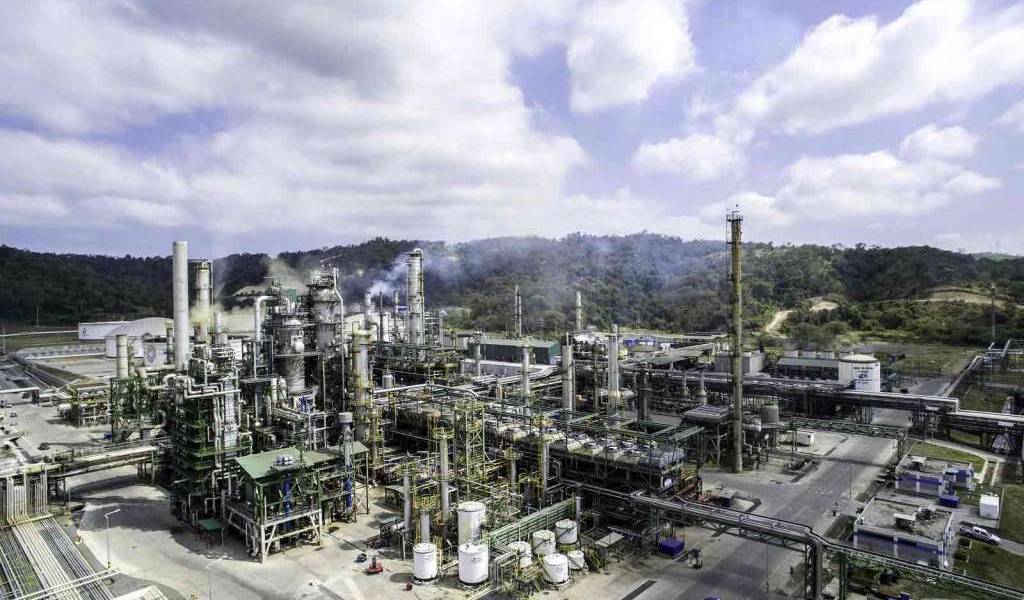En Ecuador se construirá una nueva refinería