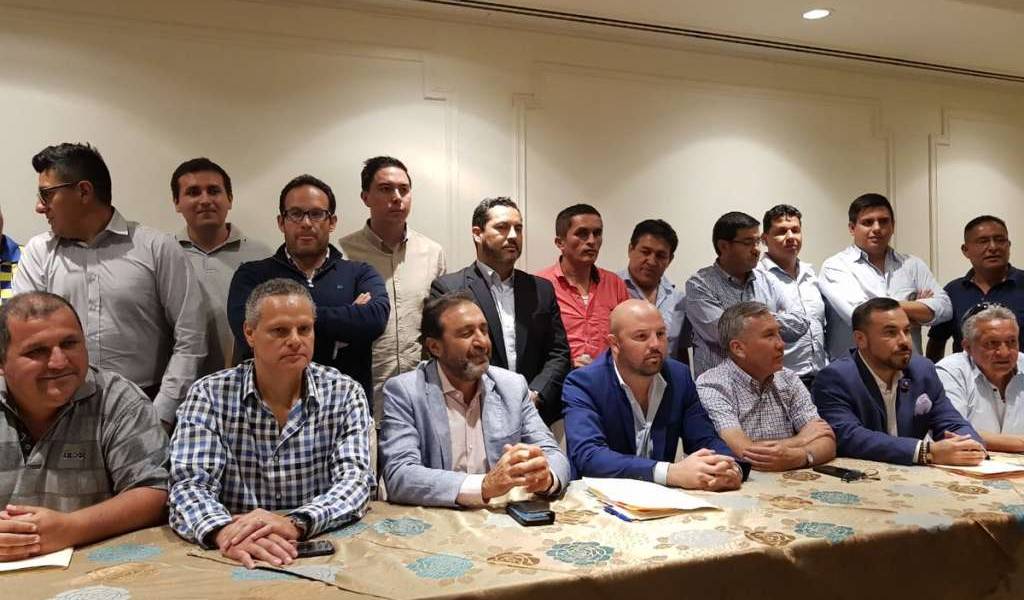 Dirigentes de clubes nacionales anunciaron la suspensión del campeonato