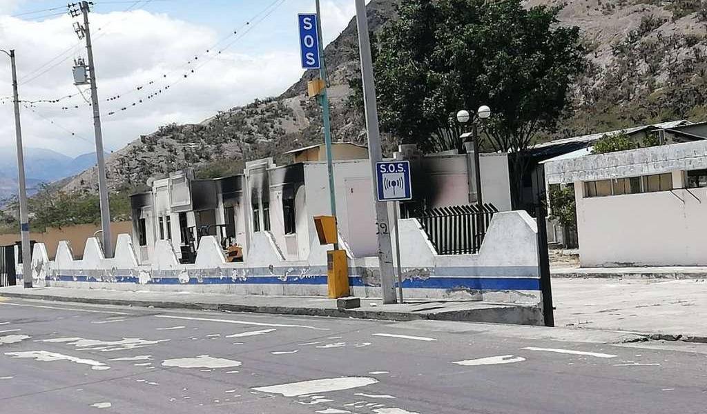 Gobierno apoya a policía preso por muerte en Mascarilla