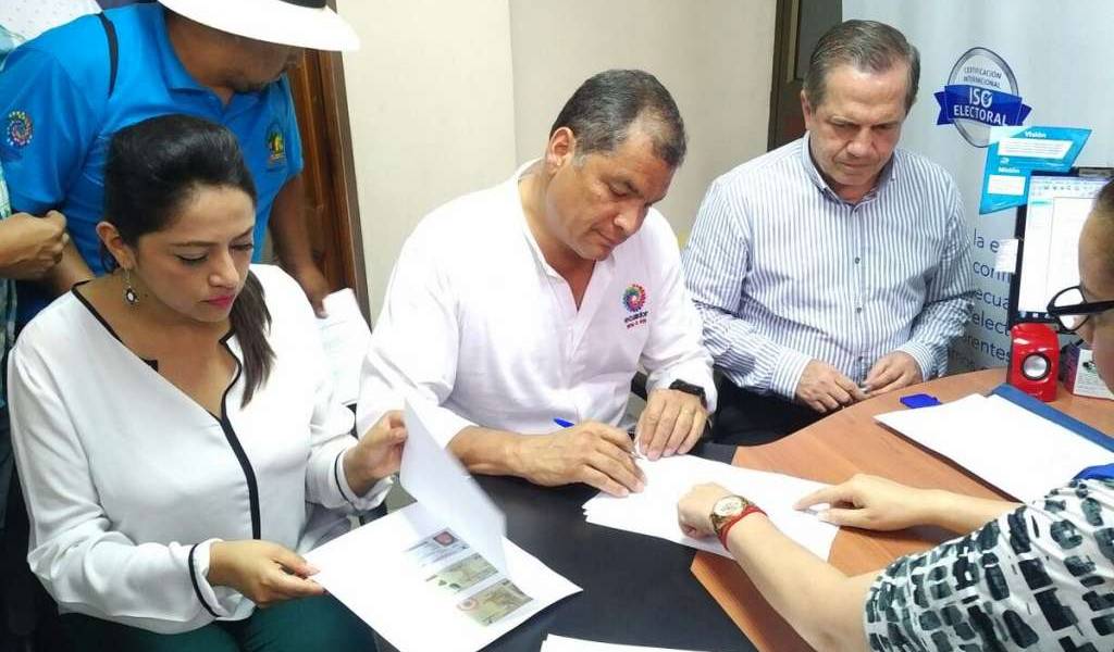 Rafael Correa se desafilia del fracturado movimiento oficialista Alianza PAIS