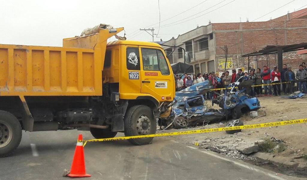 Triple accidente de tránsito en Riobamba dejó tres muertos