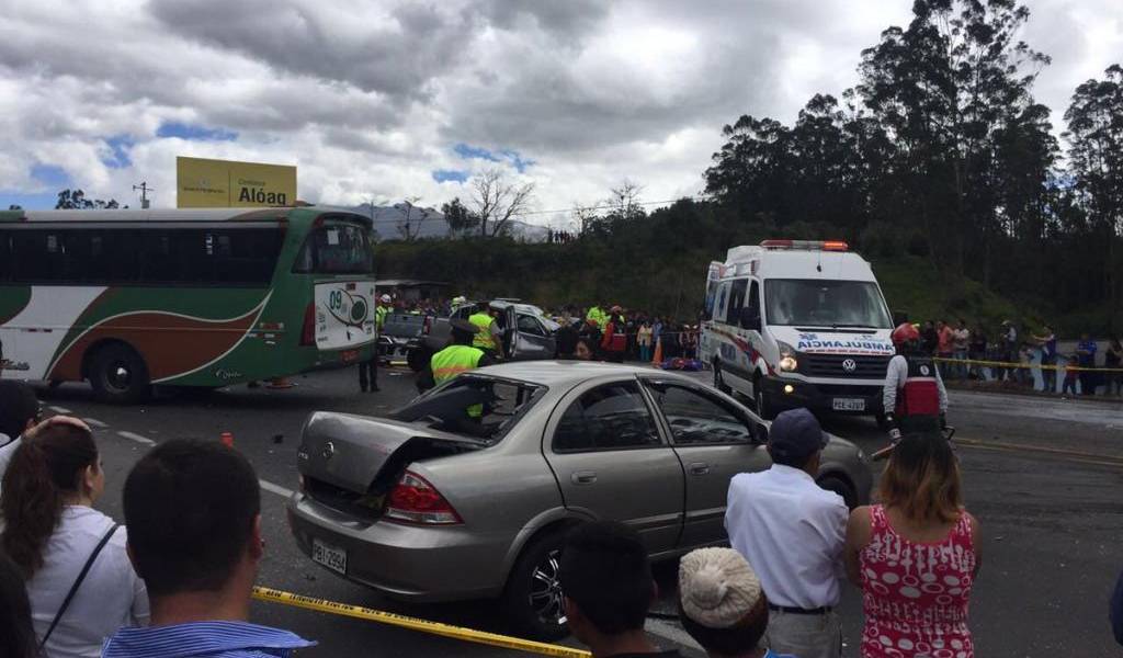 Suben a cuatro las víctimas mortales de accidente de tránsito en Machachi