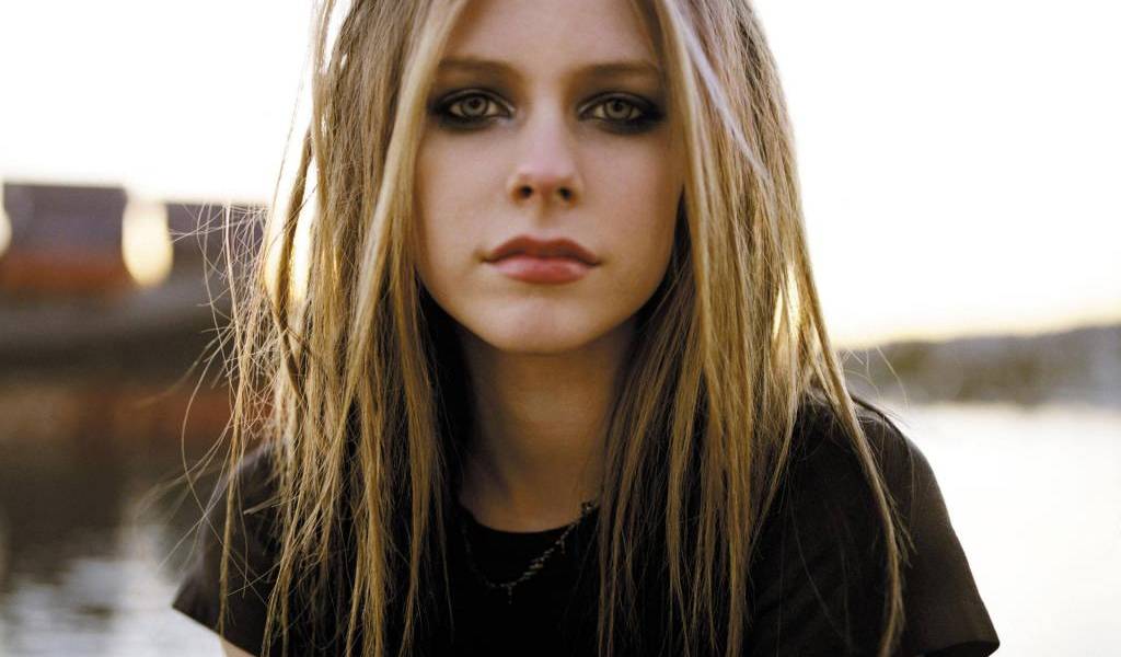 ¿Avril Lavigne está muerta? Esta es la foto que revive teoría