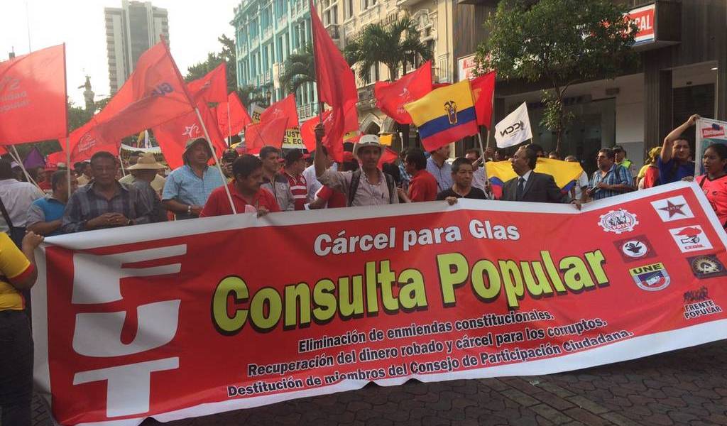 Trabajadores marcharon en apoyo a la consulta popular propuesta por Lenín Moreno