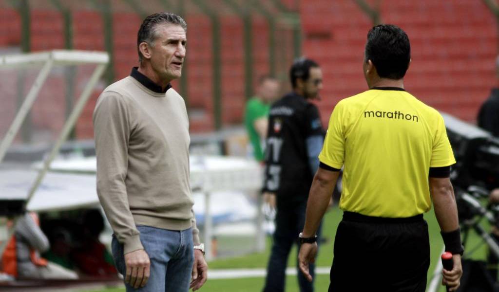 Edgardo Bauza no va más como técnico de Liga de Quito