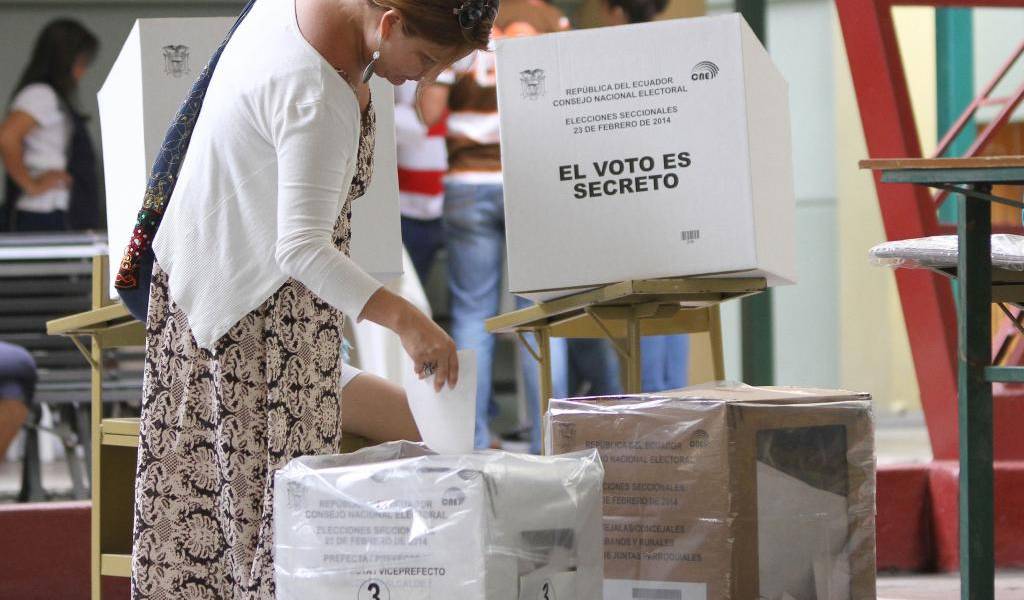 Ex secretario del Migrante denuncia supuesto fraude electoral con voto de migrantes en 2014