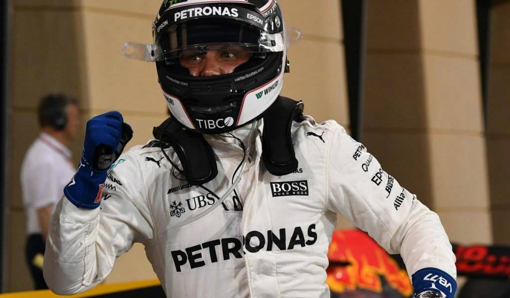 Bottas sorprende a Hamilton y logra primera ‘pole position’