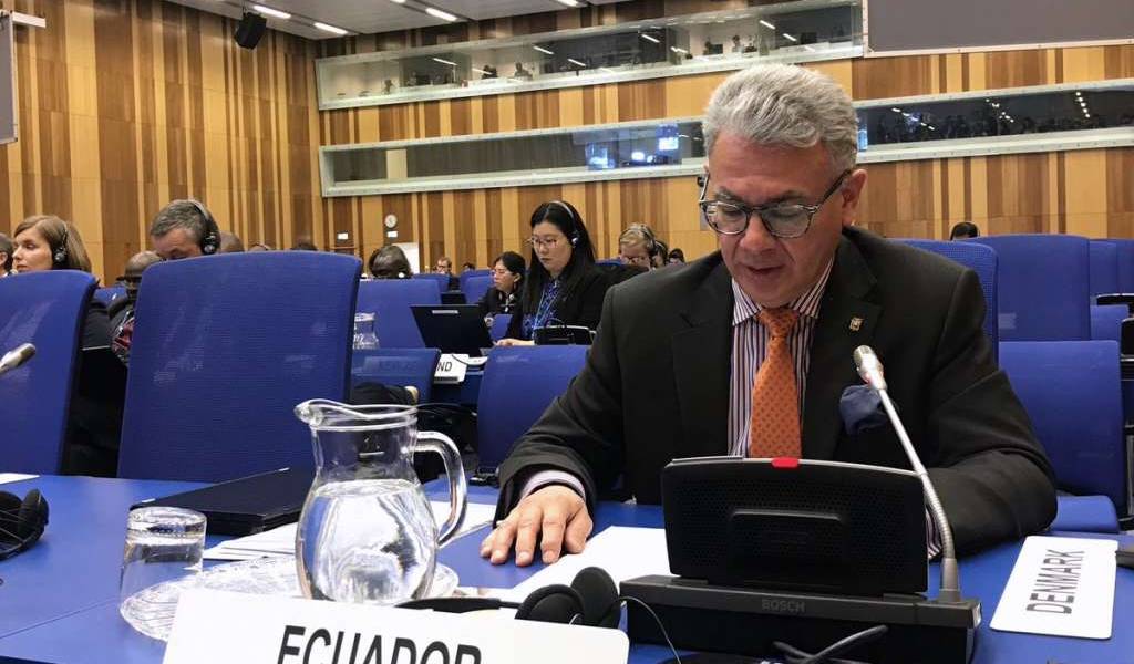 Ecuador tiene nuevo representante ante la OEA