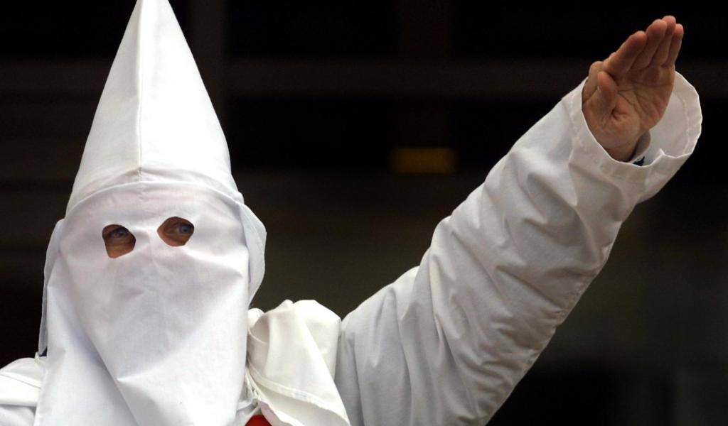 Sancionan en EEUU a cadetes militares por vestirse con ropas del Ku Klux Klan