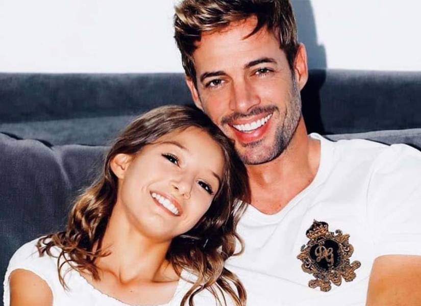 William Levy tiene dos hijos con la actriz mexicana-estadounidense Elizabeth Gutiérrez, con quien ha mantenido una relación intermitente desde 2003.