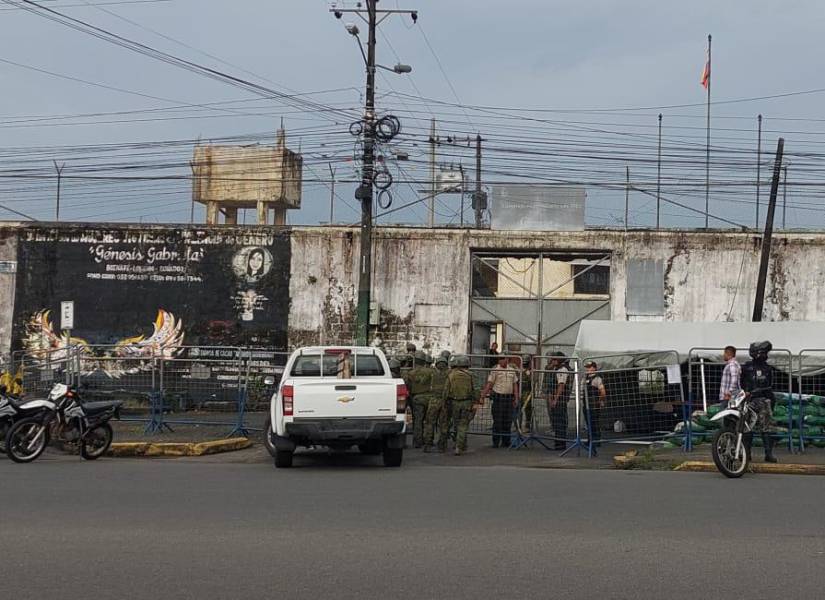 Imagen del exterior del CLP Los Ríos, en la ciudad de Quevedo.