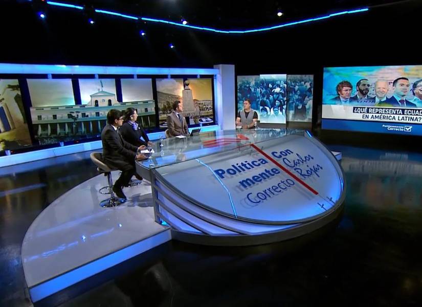 Fotografía del programa dominical Políticamente Correcto Fotografía del programa dominical Políticamente Correcto