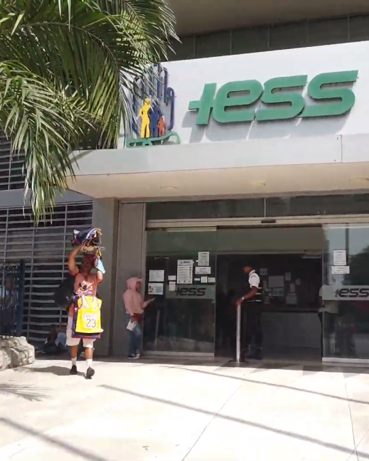 Imagen de la caja de seguridad del IESS, en Guayaquil.