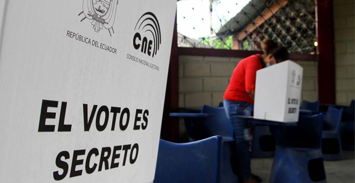 En Ecuador, las consultas populares se usan para medir la popularidad de lo Gobiernos