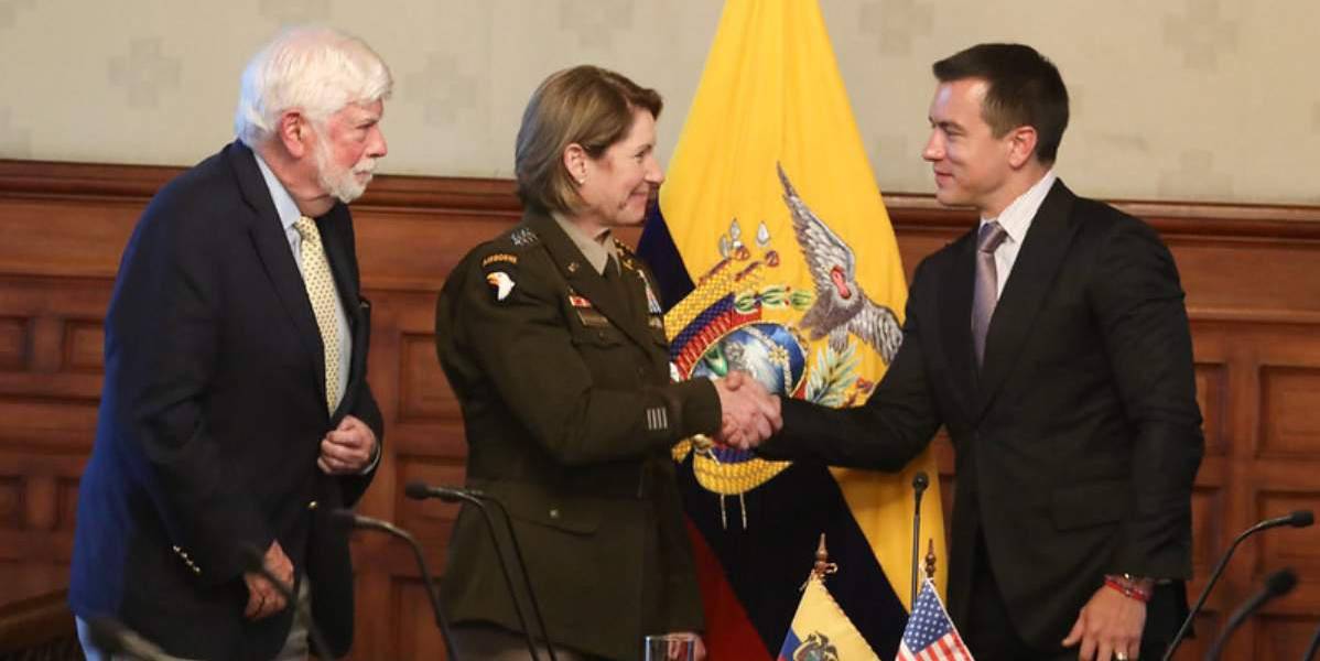 Rusia niega que sean chatarra los equipos militares que Ecuador quiere entregar a EE.UU.