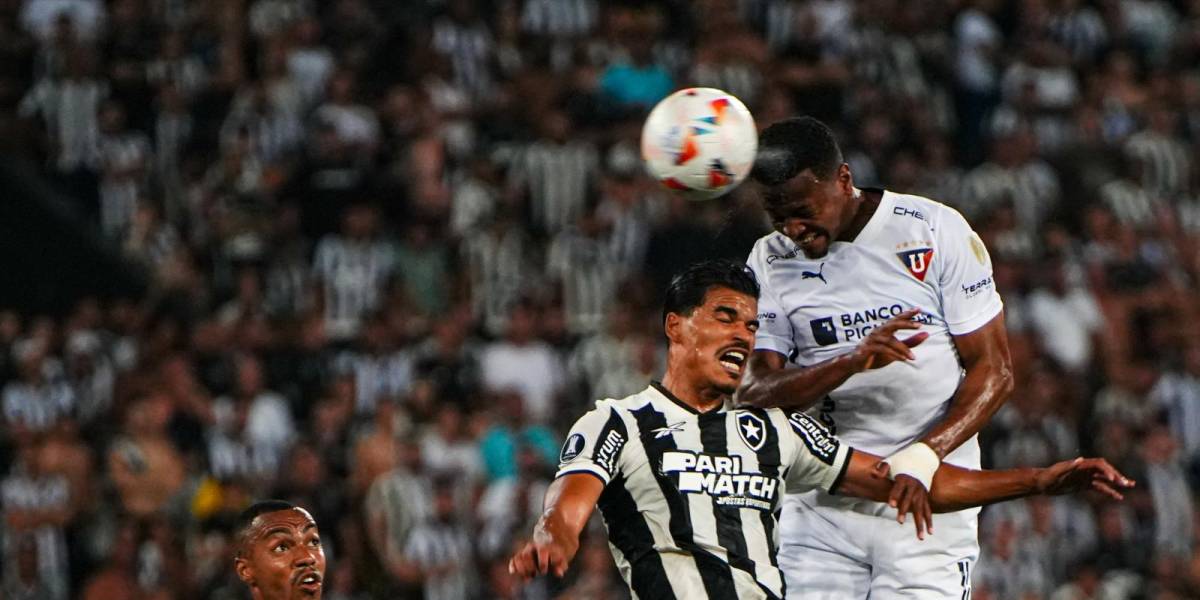 ¿Por qué el VAR anuló el gol de Michael Estrada con Liga de Quito ante Botafogo?