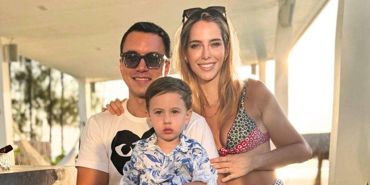 Lavinia Valbonesi publica foto de su hijo mayor junto a sus abuelos, Álvaro Noboa y Annabella Azín