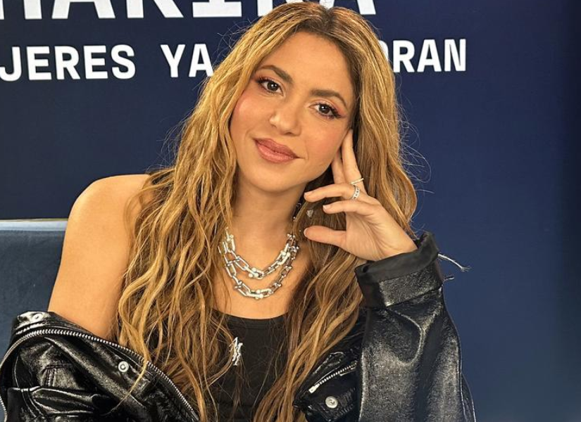 Shakira es una cantante, compositora, actriz y empresaria colombiana.