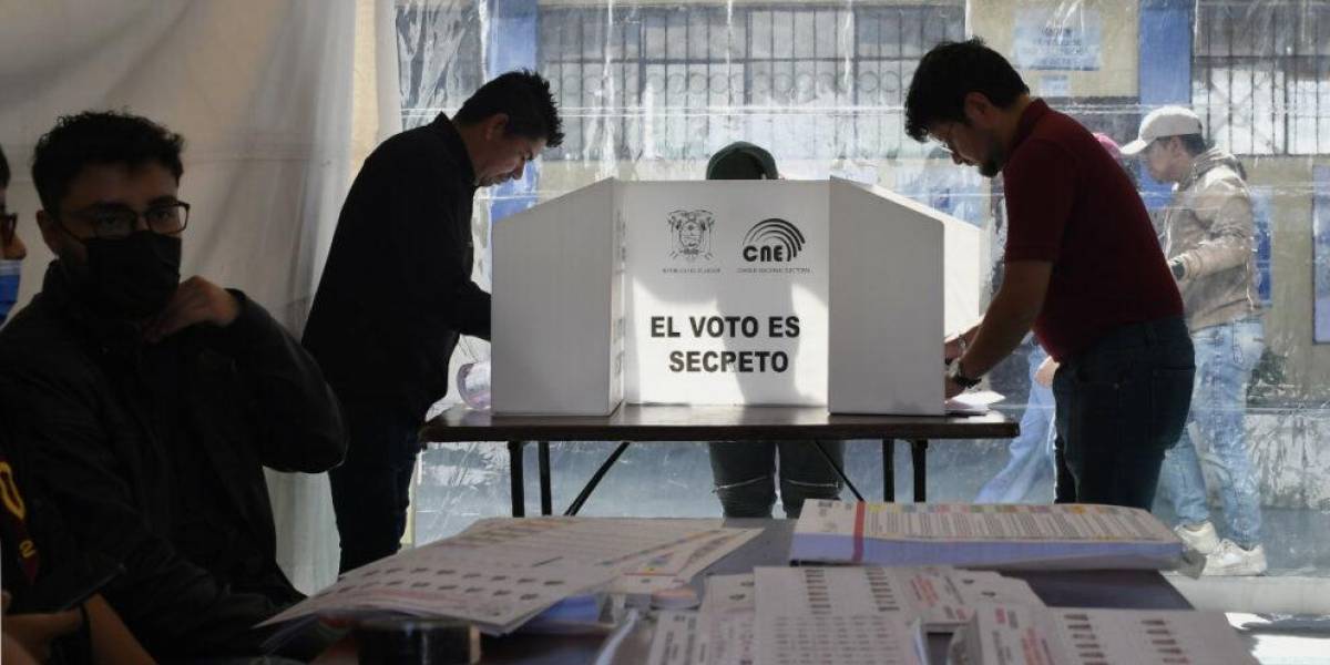 Elecciones Ecuador 2023: Tres agrupaciones políticas piden al CNE que supervise sus primarias