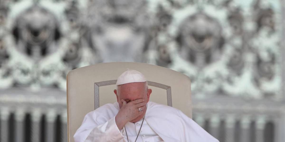 El Papa se recupera de la operación, pero rezará este domingo el ángelus en privado por consejo médico