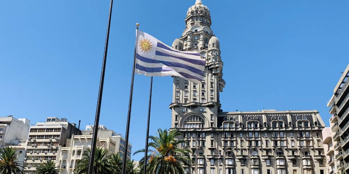 Por qué en Uruguay la Semana Santa se llama Semana de Turismo (y qué dice esto del país más laico de América Latina)