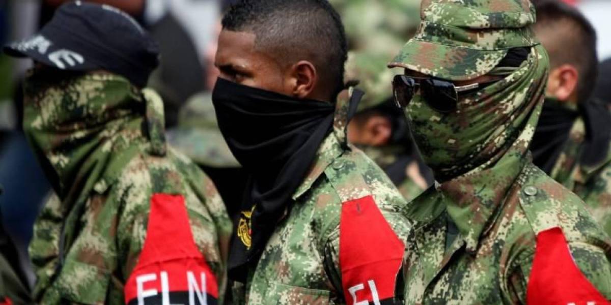 Gobierno colombiano y ELN reanudarán en Caracas los diálogos de paz
