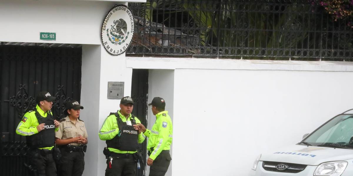 Expresidentes rechazan atentado contra Embajada de México y asilo político a Glas