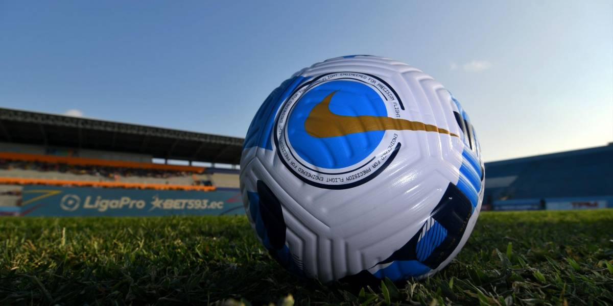 Desde enero, los equipos del fútbol profesional serán vigilados por la UAFE para evitar el lavado de activos