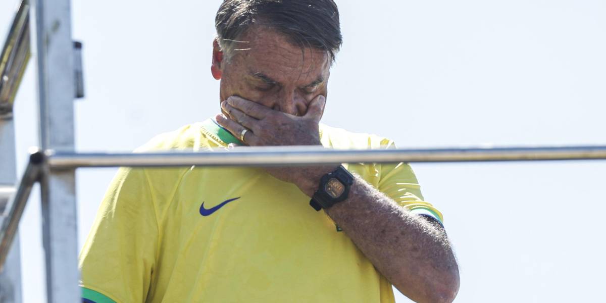 Bolsonaro es hospitalizado por infección cutánea y dolor abdominal en San Paulo